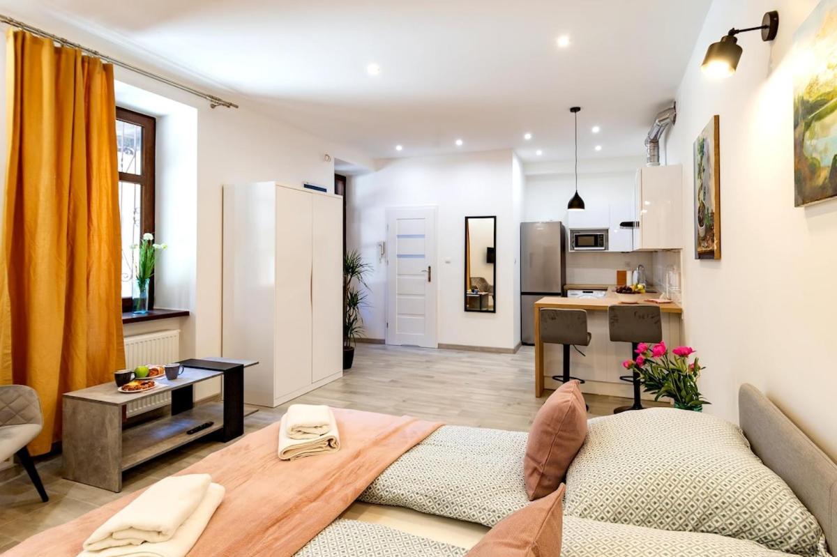 Great Base To Explore Cracow Apartment *